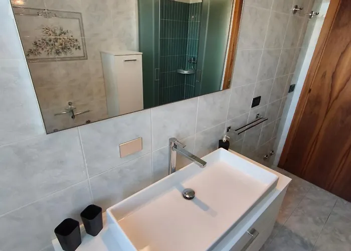 Francy Panorama View Бардоліно