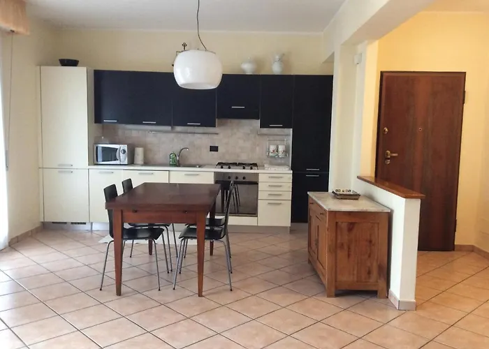 Francy Panorama View Бардоліно