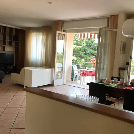 Francy Panorama View Apartmán Bardolino